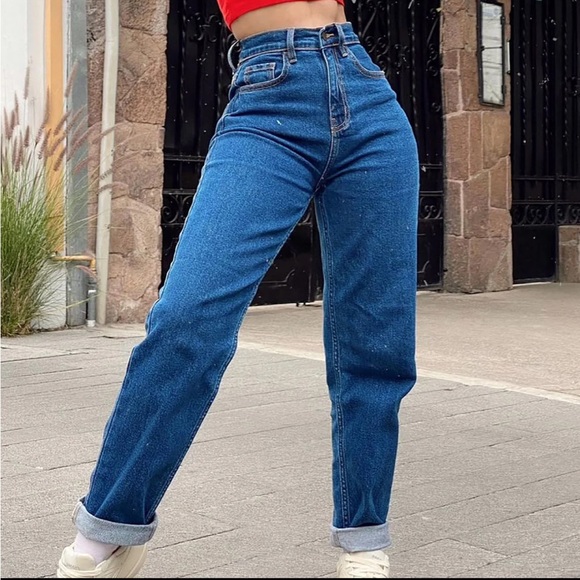 Fashionnova jeans - I got it from my mama - Picture 1 of 4